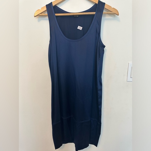 Theory Navy Silk-Blend Sleeveless Farica Shift Dress - Picture 1 of 4